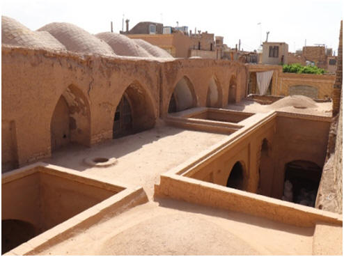 کنیسای کمال پشت بام